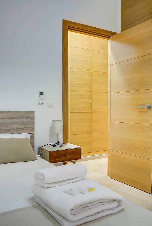 Apartamento San Julian Sewilla Zewnętrze zdjęcie